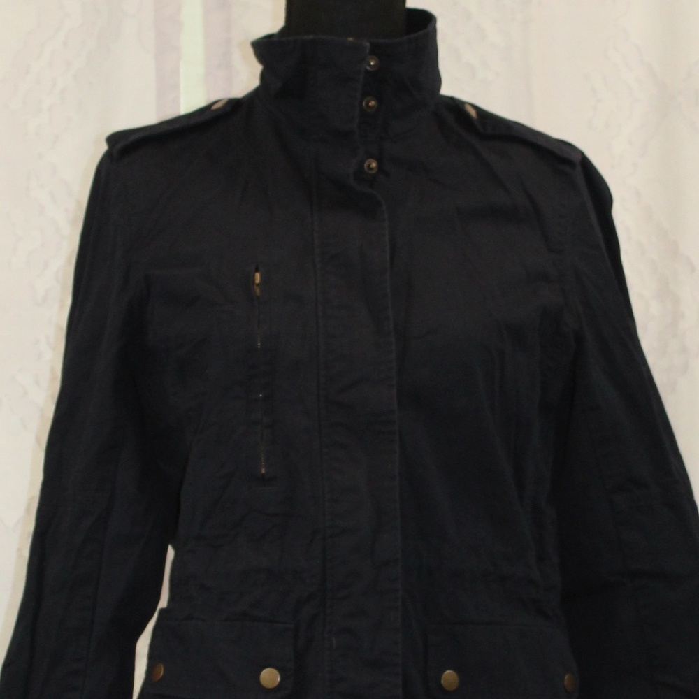 Forever 21 Navy Blue Long Sleeve Jacket